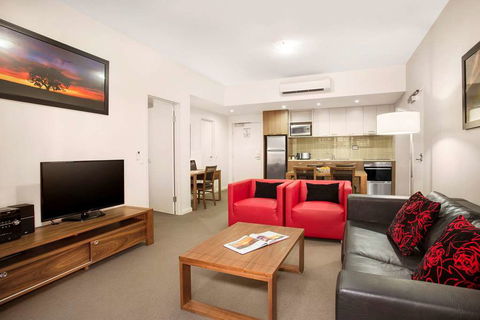 Hudson Parap - Palm Beach Accommodation 6