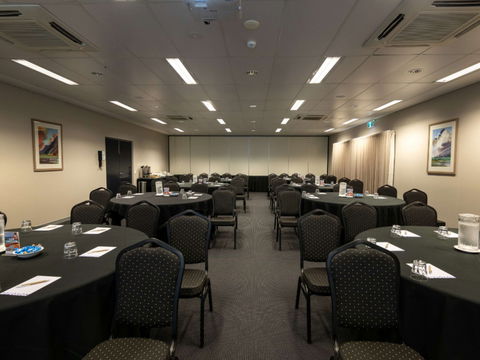 Novotel Darwin Airport Hotel - Palm Beach Accommodation 5