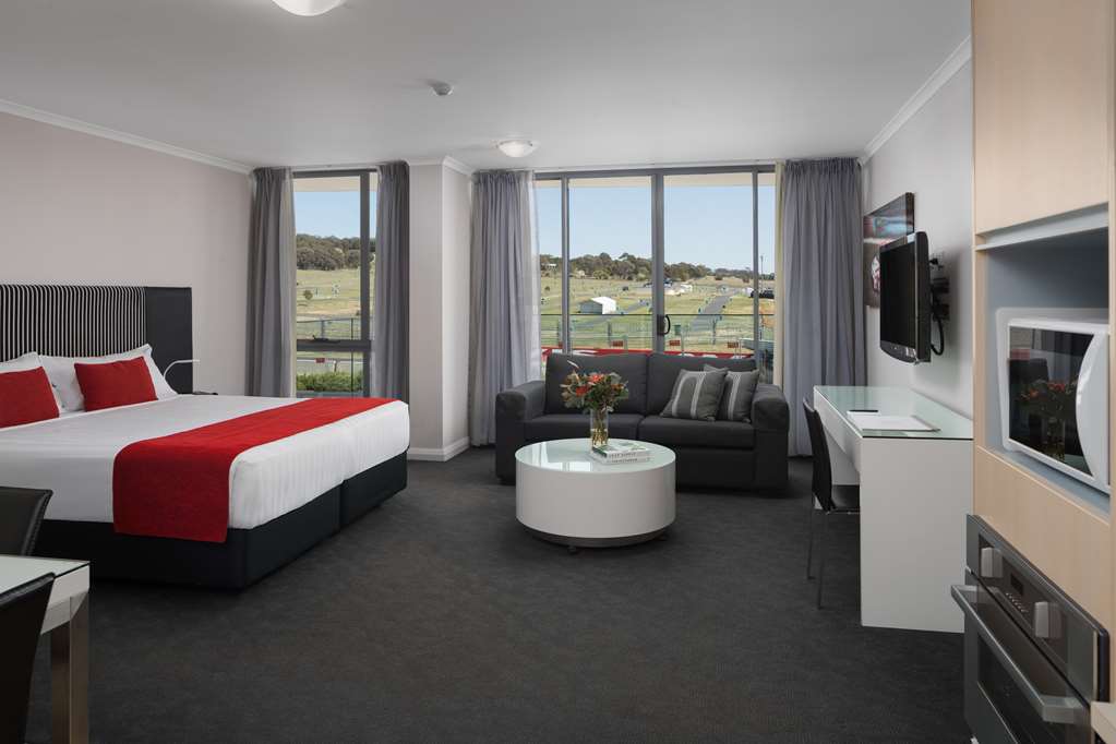 Eumungerie NSW Palm Beach Accommodation