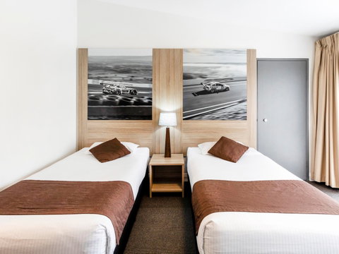 Mantra Bathurst - Palm Beach Accommodation 11