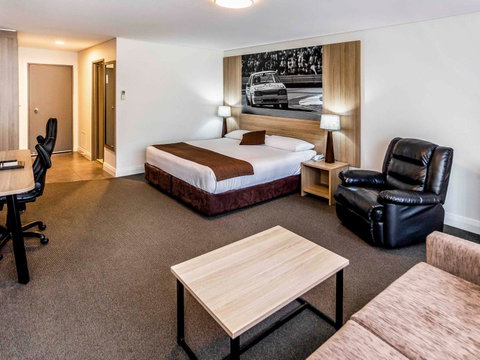 Mantra Bathurst - Palm Beach Accommodation 16