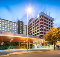 H on Smith Hotel - Palm Beach Accommodation