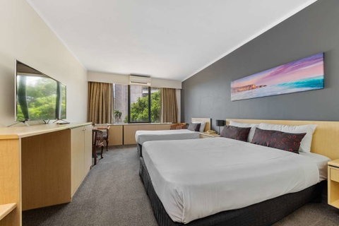 Hotel Frontier Darwin - Palm Beach Accommodation 3
