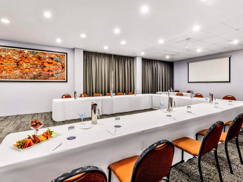 Novotel Darwin Atrium - Palm Beach Accommodation 10