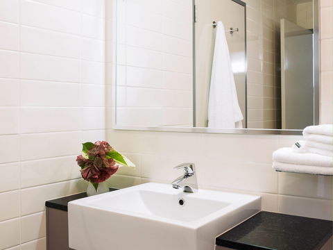 Novotel Darwin Airport Hotel - Palm Beach Accommodation 1
