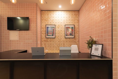 United Backpackers - Palm Beach Accommodation 2