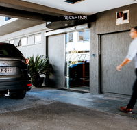 Astor Inn - Palm Beach Accommodation