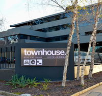 Townhouse Hotel Wagga - Palm Beach Accommodation