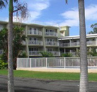 Cabarita Lake Apartments - Palm Beach Accommodation