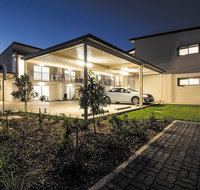 Oaks Middlemount - Palm Beach Accommodation