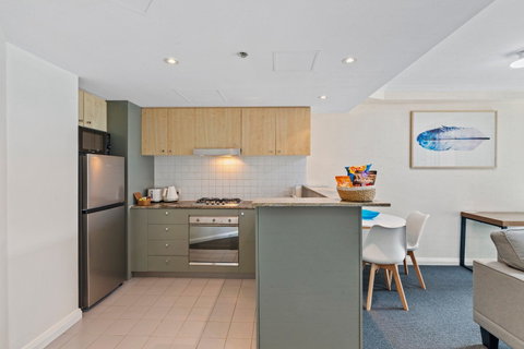 Astra Apartments Chatswood - Palm Beach Accommodation 0