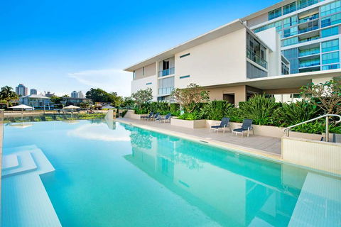 ULTIQA Freshwater Point Resort - Palm Beach Accommodation 2