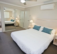 Stonewood Villas - Palm Beach Accommodation