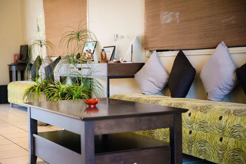 Best Western Bungil Creek Motel - Palm Beach Accommodation 1