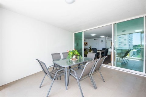 Lanai Riverside Apartments - Palm Beach Accommodation 0