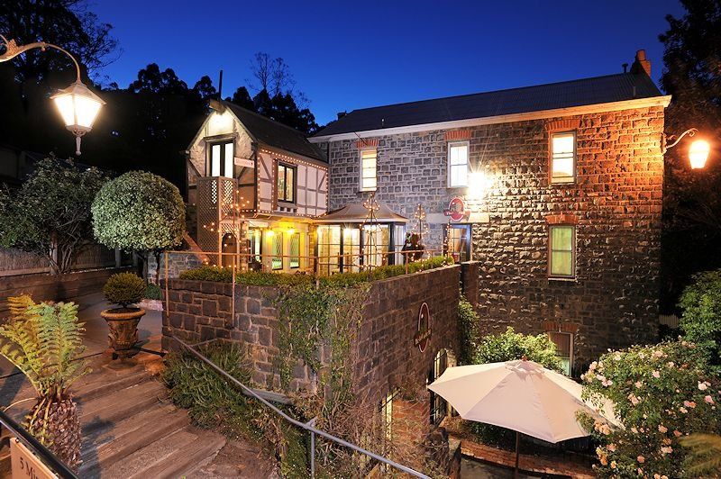 Mount Dandenong VIC Palm Beach Accommodation