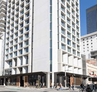 QT Perth - Palm Beach Accommodation