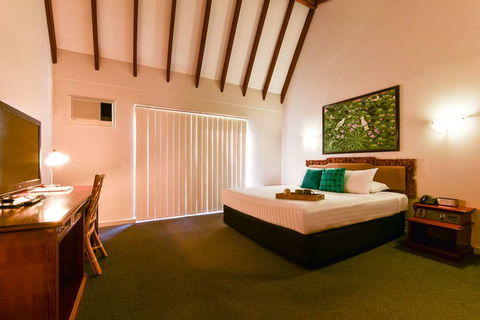 Sanno Marracoonda Airport Hotel - Palm Beach Accommodation 5