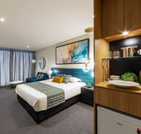 Mercure Canberra Belconnen - Palm Beach Accommodation
