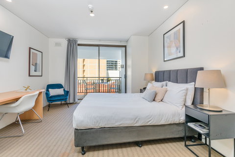 All Suites Perth - Palm Beach Accommodation 7