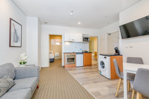 All Suites Perth - Palm Beach Accommodation 9