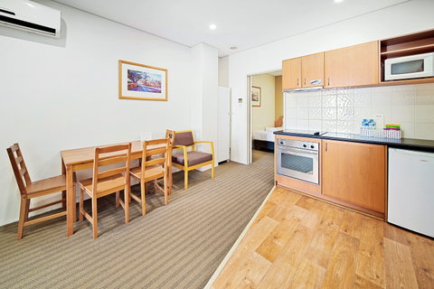 All Suites Perth - Palm Beach Accommodation 15