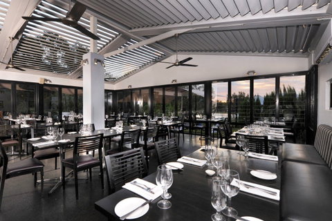Assured Ascot Quays Apartment Hotel - Palm Beach Accommodation 5