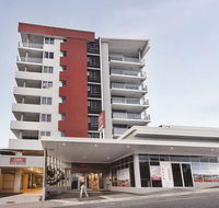 Curtis Central Apartments - Palm Beach Accommodation