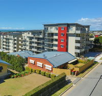 Gladstone Central Plaza Apartment Hotel - Palm Beach Accommodation
