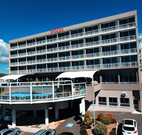 Rydges Gladstone - Palm Beach Accommodation