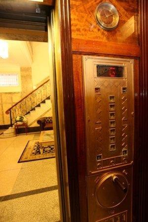 ULTIQA Rothbury Hotel - Palm Beach Accommodation 1