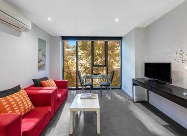 Aura On Flinders - Palm Beach Accommodation 1