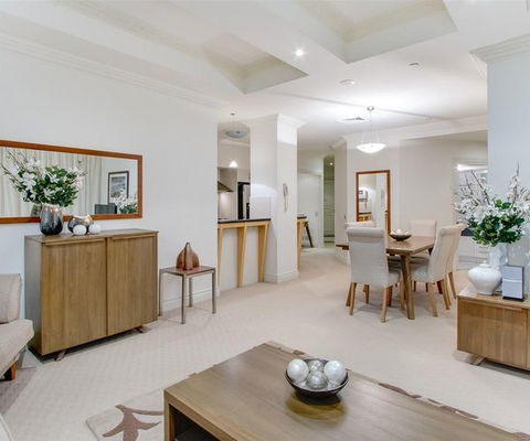 MacArthur Chambers - Palm Beach Accommodation 1