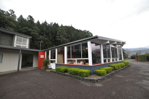 Silver Hills Motel - Palm Beach Accommodation 2