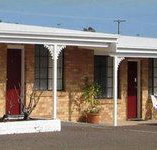 Colonial Motor Lodge - Palm Beach Accommodation