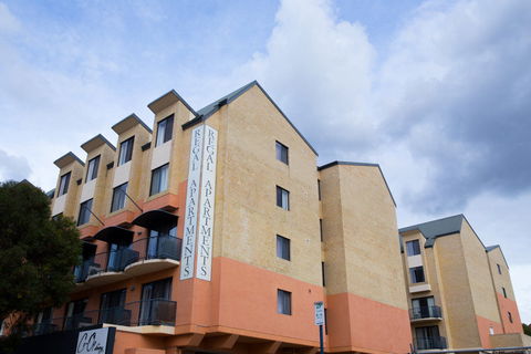 Regal Apartments - Palm Beach Accommodation 0