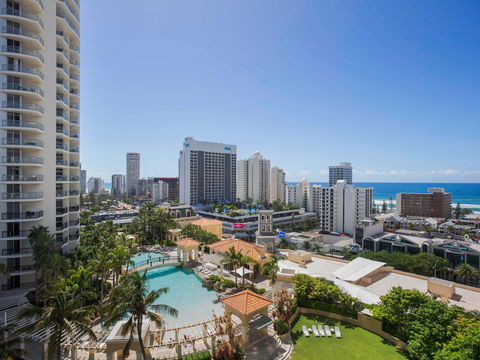 Mantra Towers Of Chevron Surfers - Palm Beach Accommodation 2
