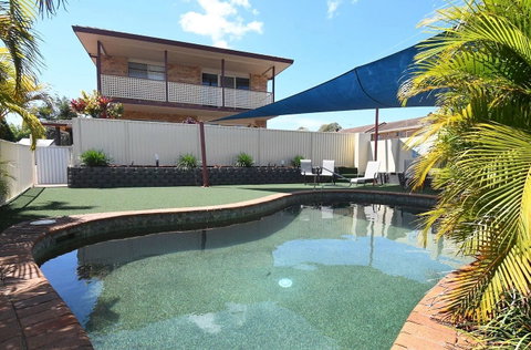 Kennedy Drive Motel - Palm Beach Accommodation 6