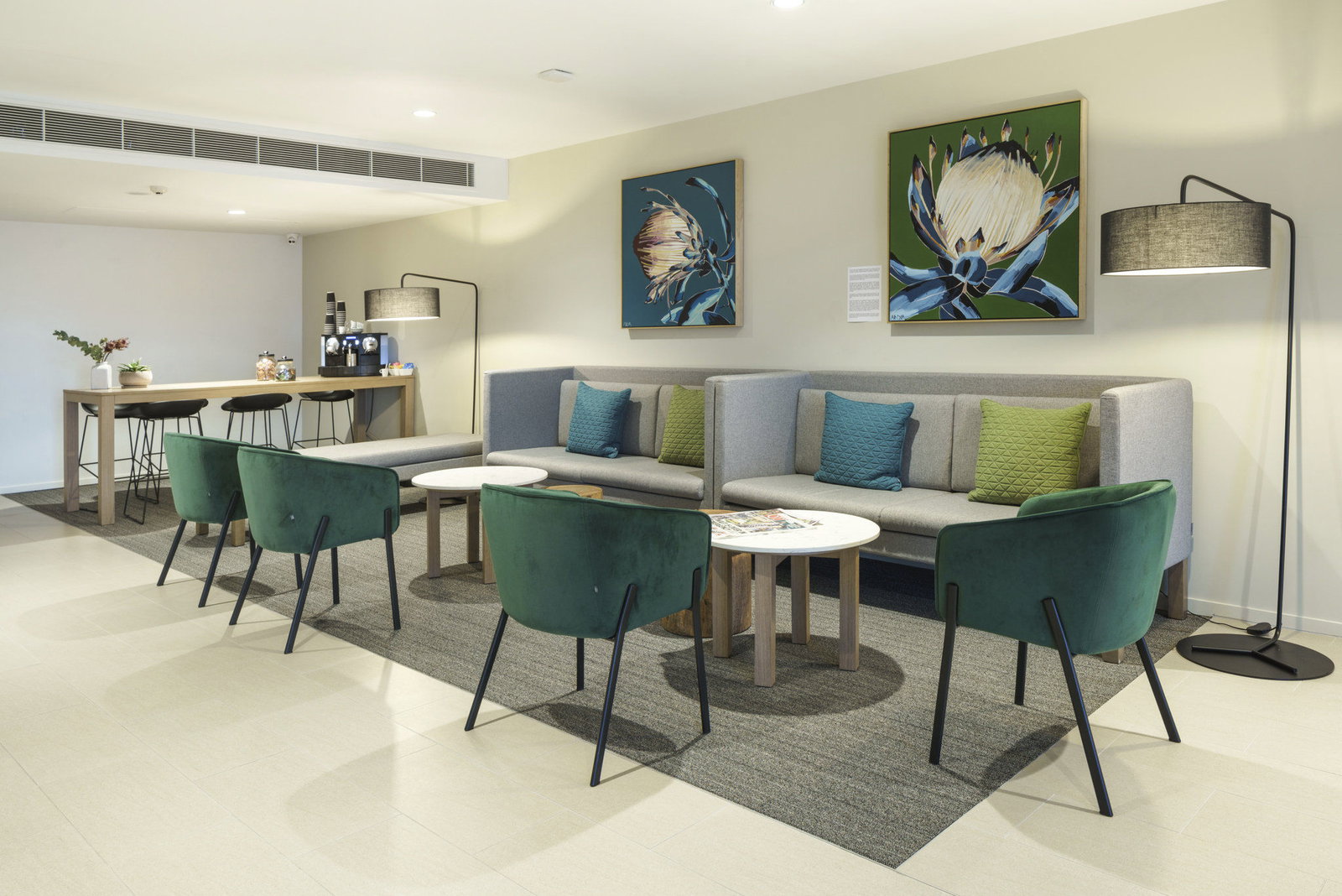 Augustine Heights QLD Palm Beach Accommodation