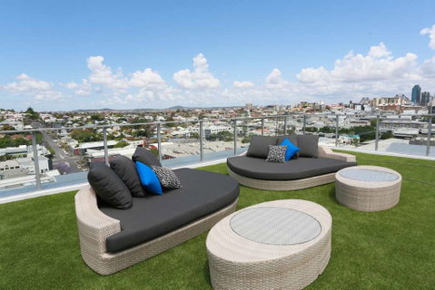 Alex Perry Hotel and Apartments - Palm Beach Accommodation 16