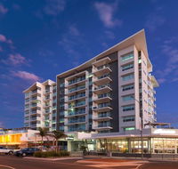 Oaks Rivermarque Mackay - Palm Beach Accommodation