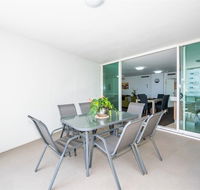 Lanai Riverside Apartments - Palm Beach Accommodation