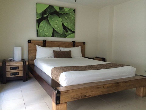 Lanai Riverside Apartments - Palm Beach Accommodation 13