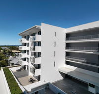 Oaks Carlyle - Palm Beach Accommodation