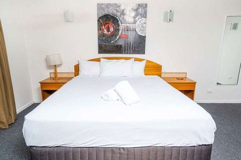 Best Western Marco Polo Mackay - Palm Beach Accommodation 4