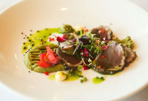 Hilton Cairns - Palm Beach Accommodation 13