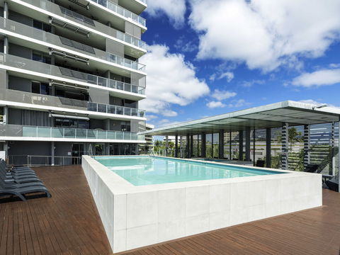 Sebel Cairns Harbour Lights - Palm Beach Accommodation 11