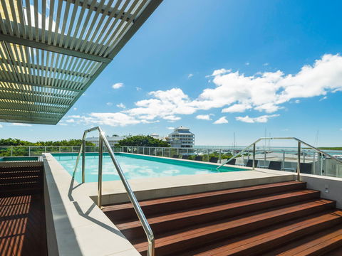 Sebel Cairns Harbour Lights - Palm Beach Accommodation 12