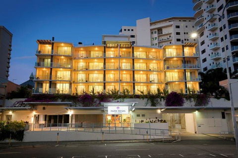 Park Regis City Quays - Palm Beach Accommodation 0