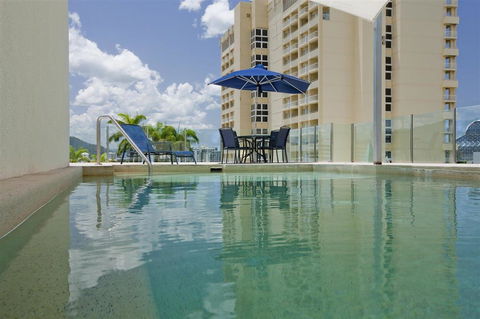 Park Regis City Quays - Palm Beach Accommodation 9